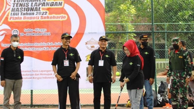 Buka Turnamen Tenis Nasional LDII, Bupati Sukoharjo Ingatkan Olahraga Sebagai Pemersatu Bangsa