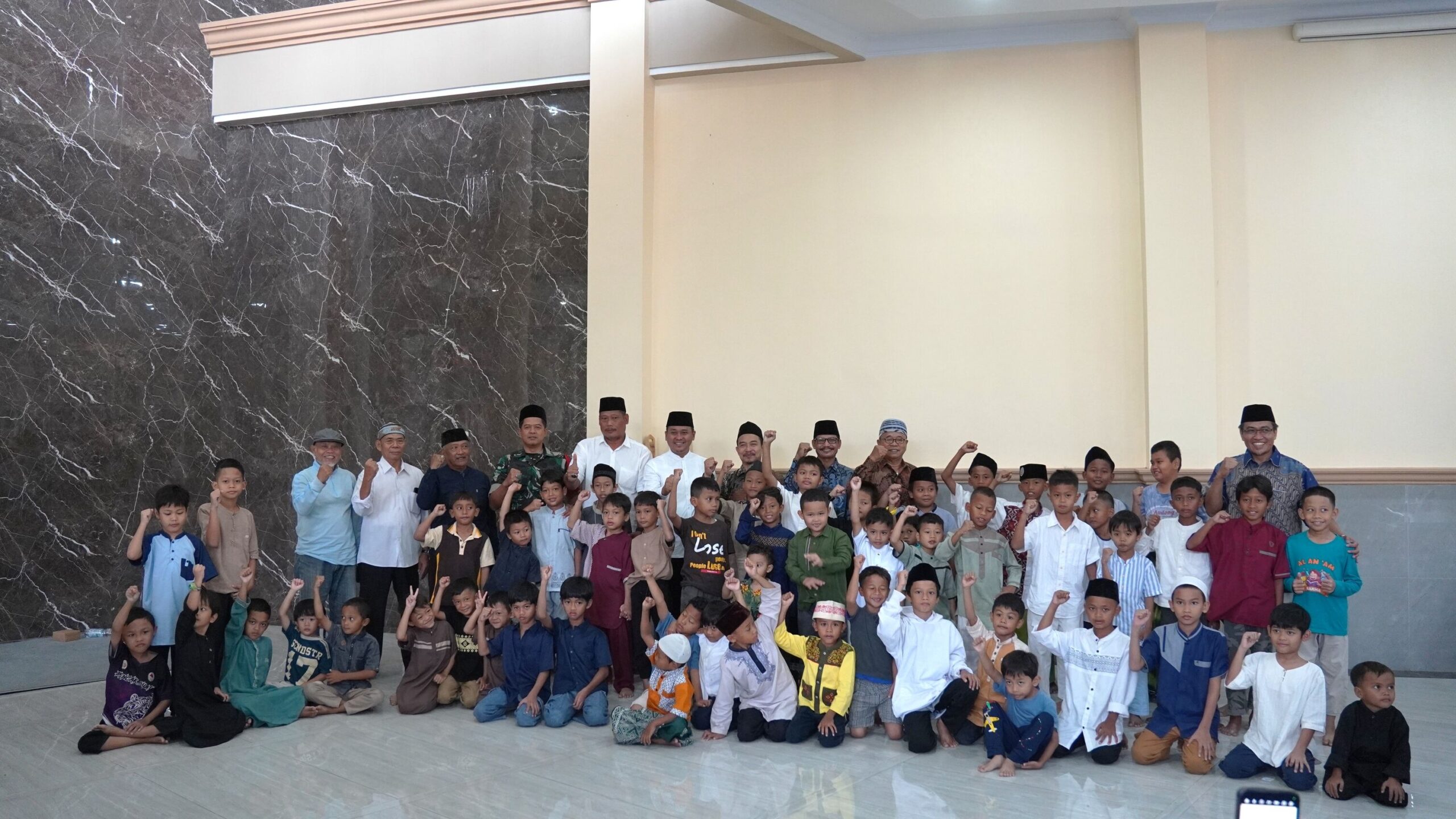 Khitanan Massal LDII Setu: Merawat Solidaritas, Menjahit Sinergi